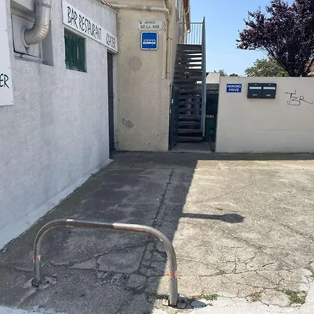 Sp000-004 Appt 3 Pieces 4 Couchages Pierre La *